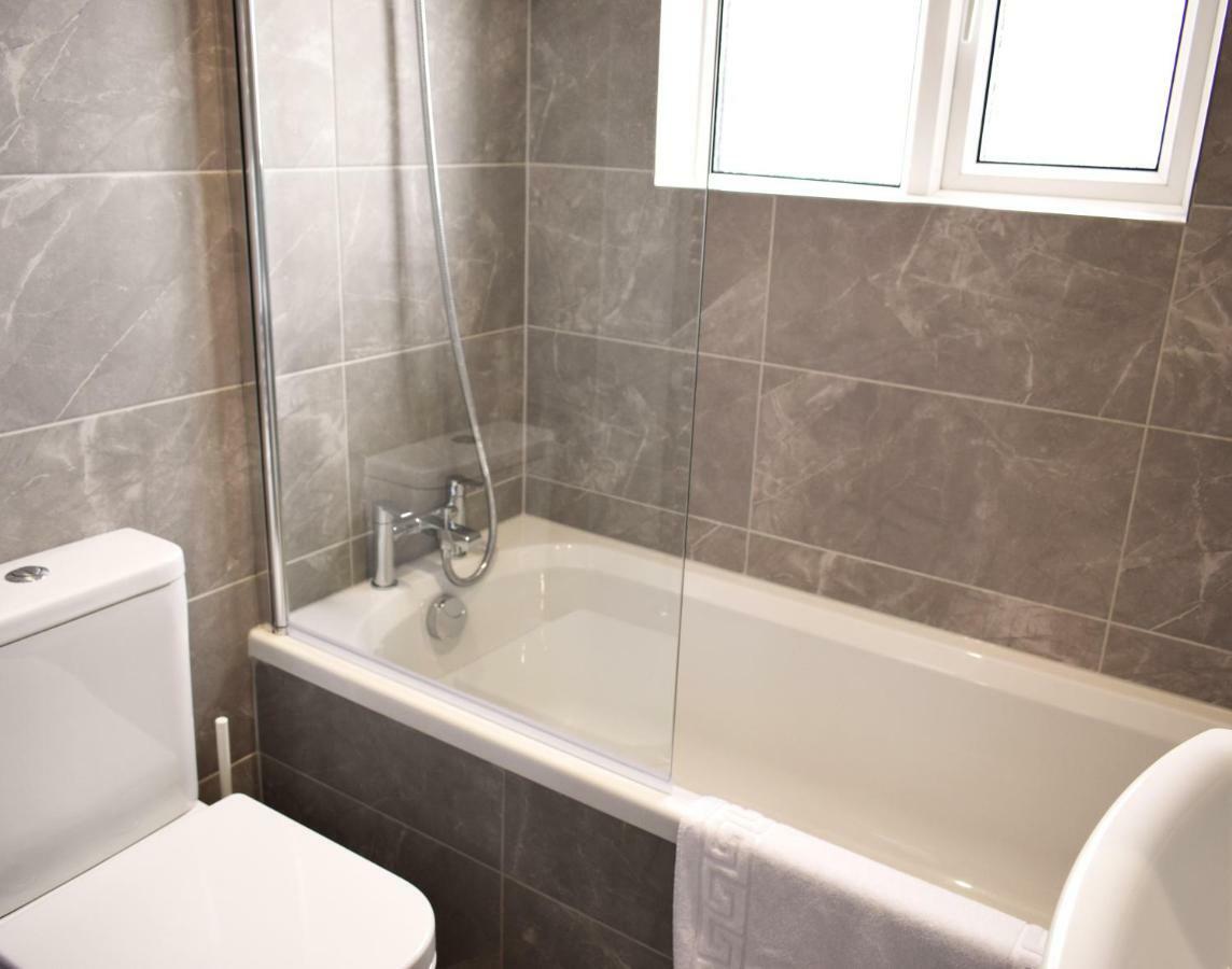 Charming Three Bed Home Near City Centre And Hospital Southampton Zewnętrze zdjęcie