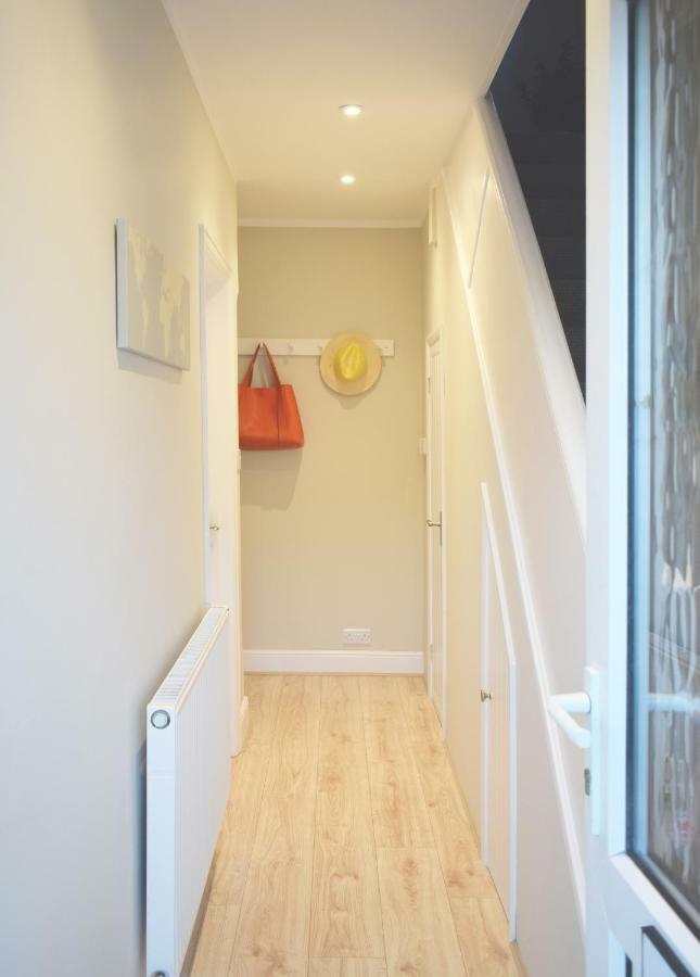 Charming Three Bed Home Near City Centre And Hospital Southampton Zewnętrze zdjęcie